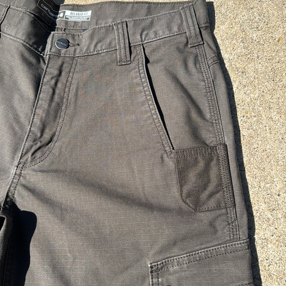 Men’s 33/30 Relaxed Fit Carhartt Utility Cargo Pants - Picture 7 of 14